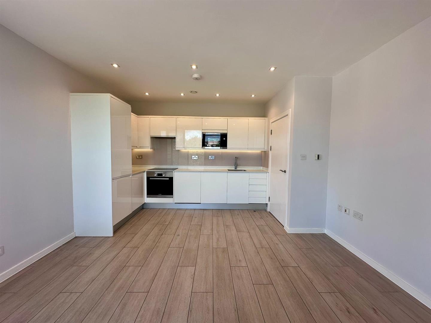 Flat High Road Wembley in Greater London