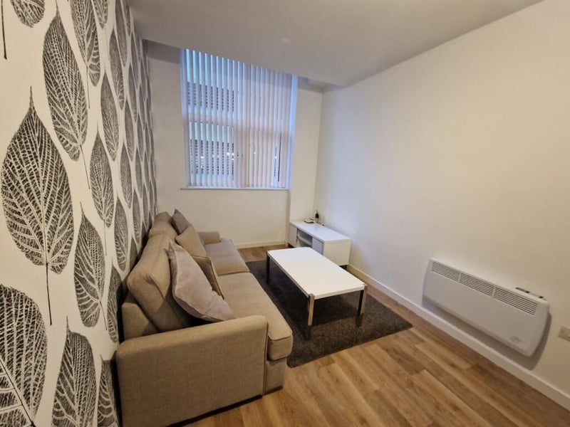 Room New York Road in Leeds