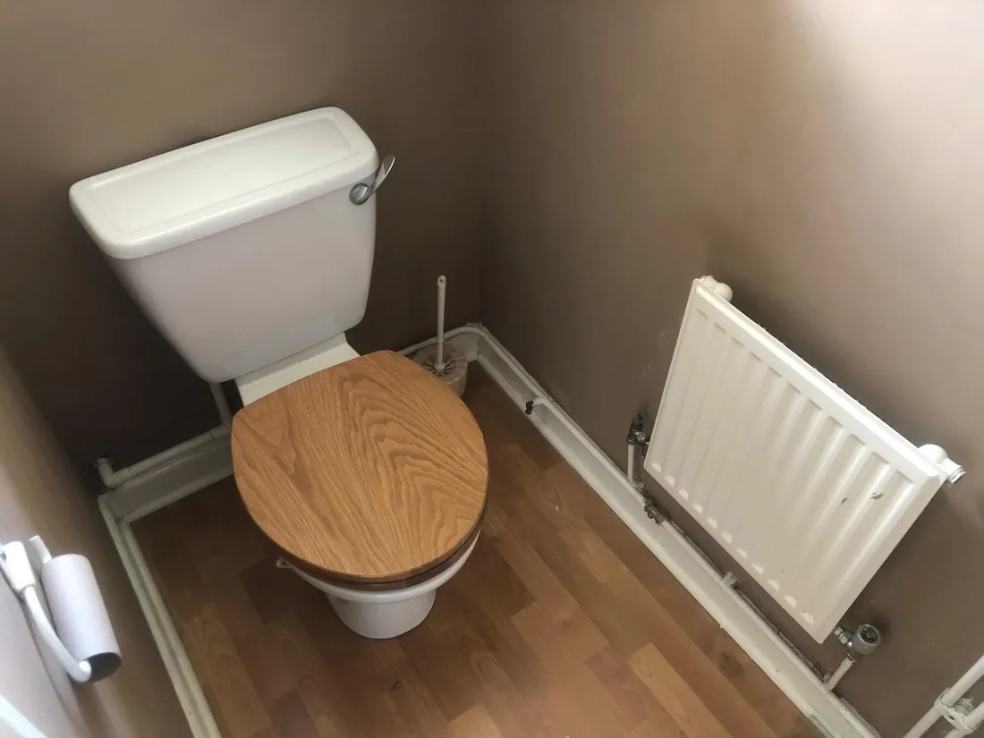 House Cwrt Llwyn Fedwen in Swansea