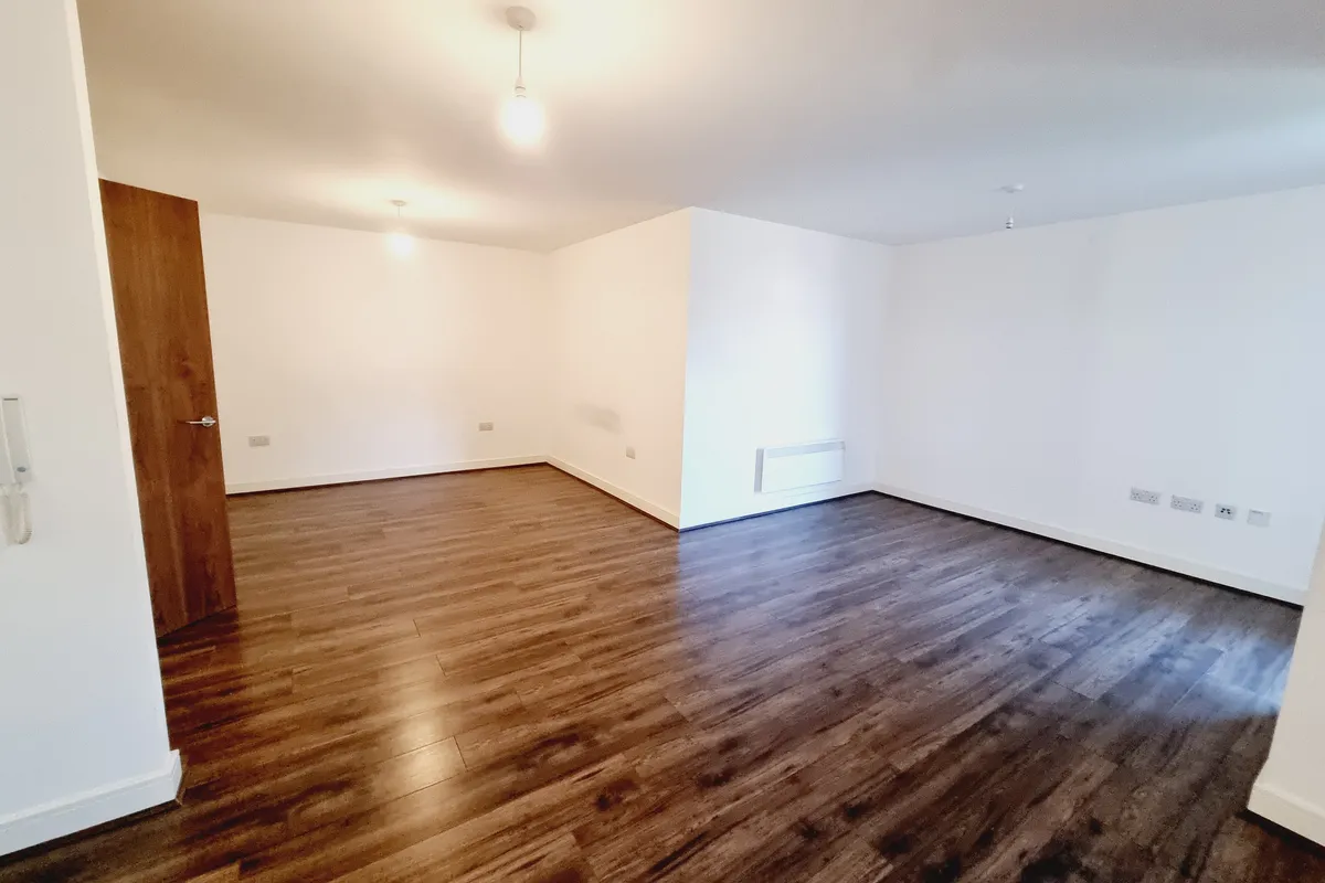 Flat Waterfront Way in Brierley Hill