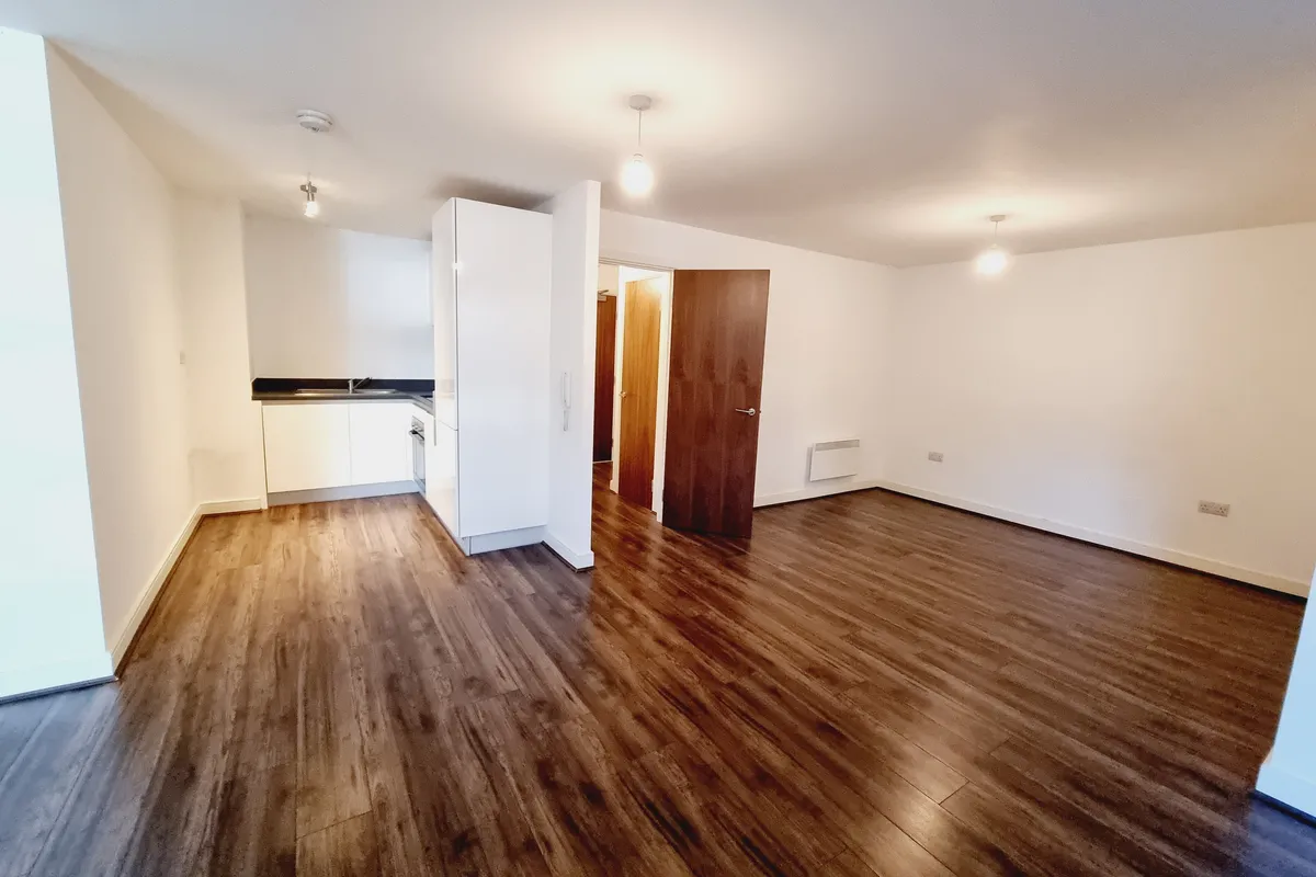 Flat Waterfront Way in Brierley Hill