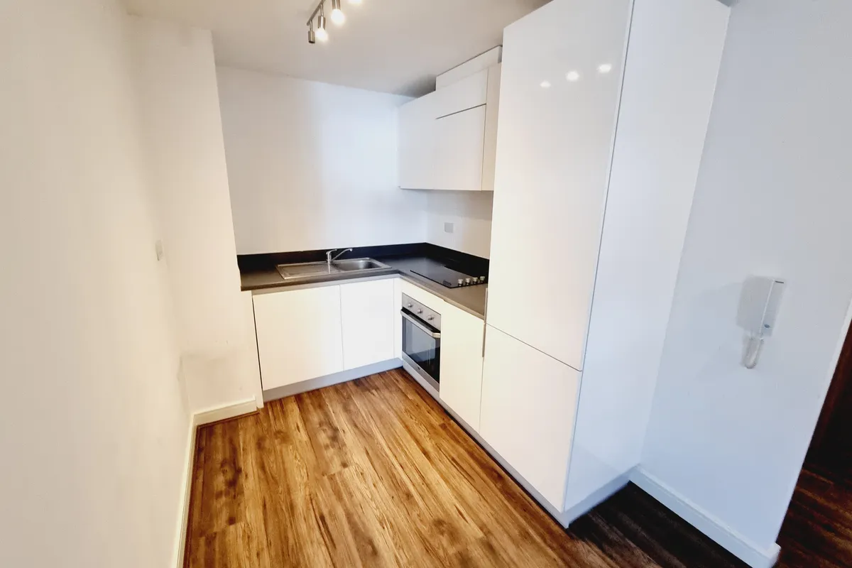 Flat Waterfront Way in Brierley Hill