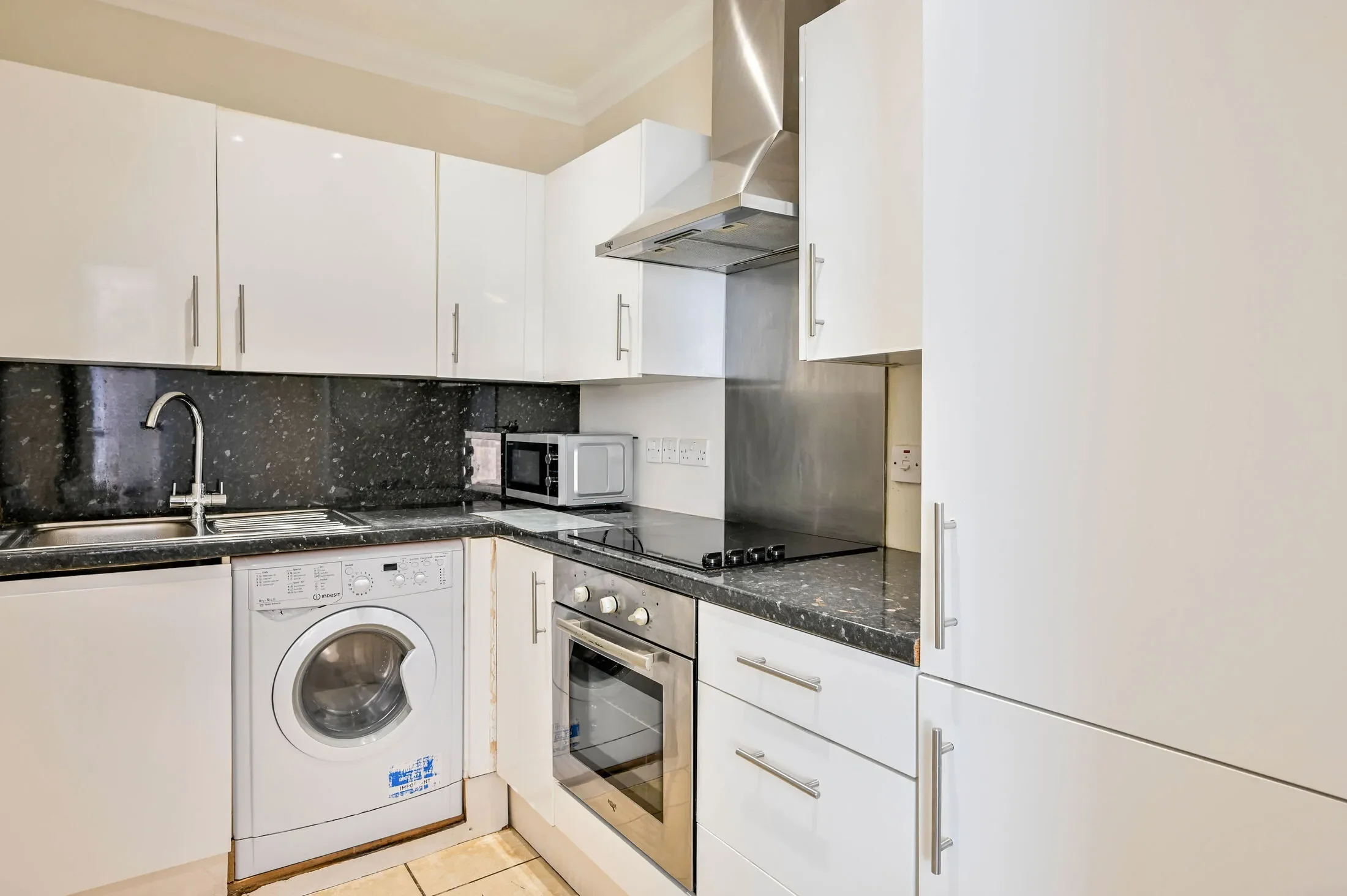 Flat Farnham Road in Guildford