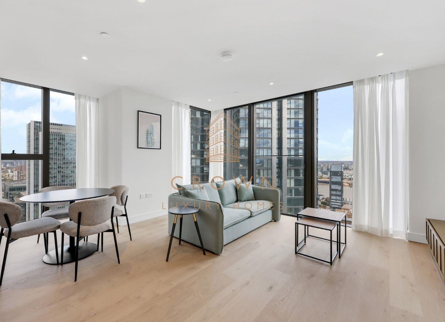 Flat South Quay Square in Greater London
