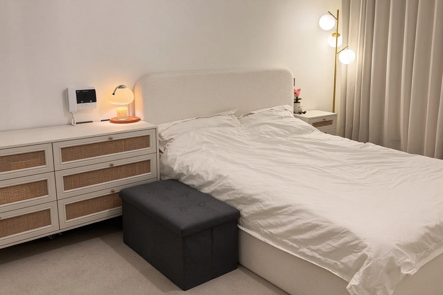 Flat Town Place in Greater London