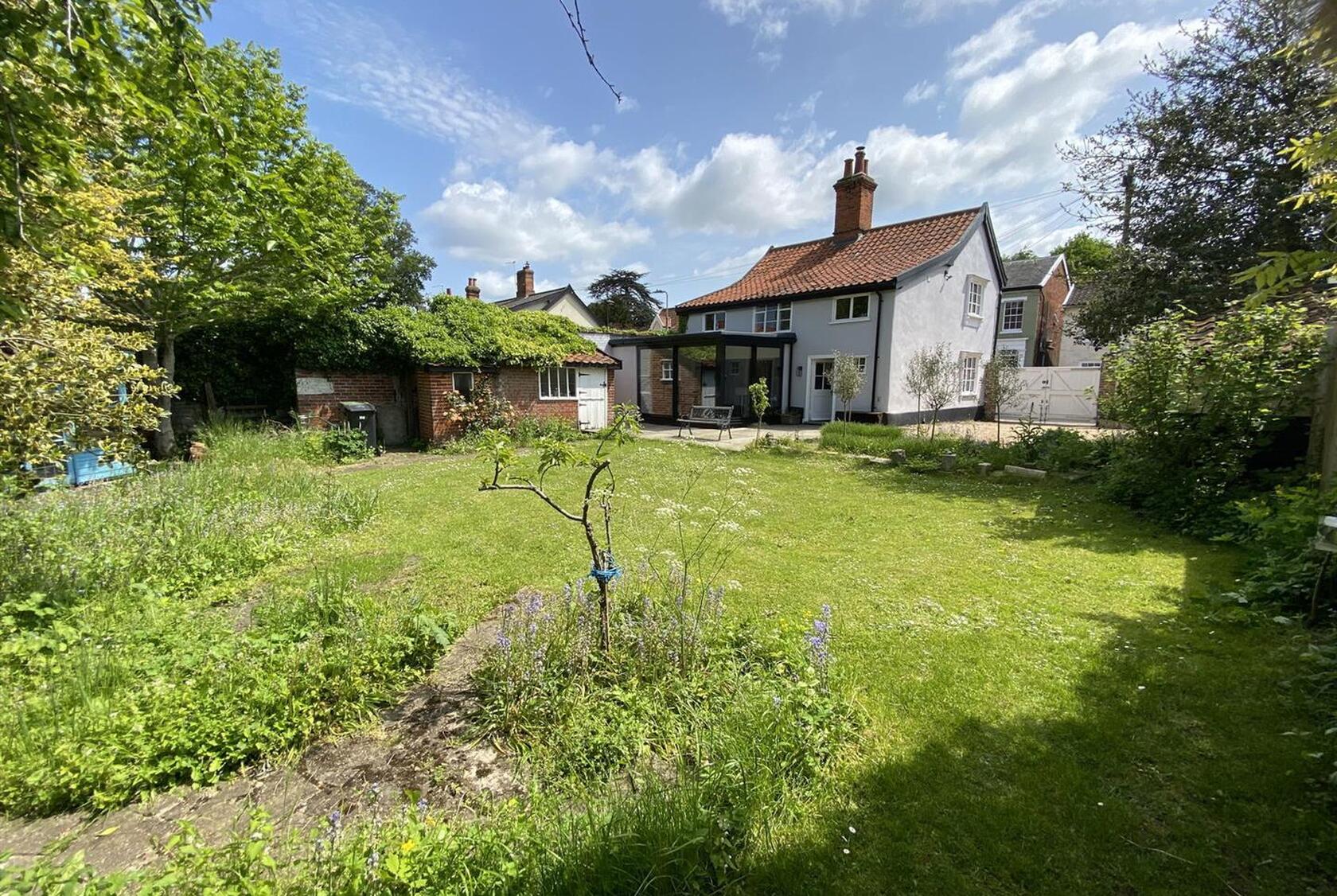 House Mount Street in Diss