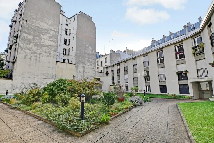 Appartement Rue Simart à Paris