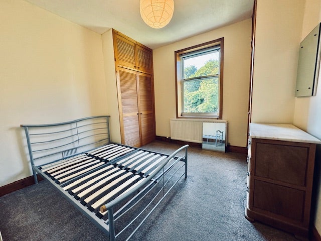Flat Irvine Place in Stirling