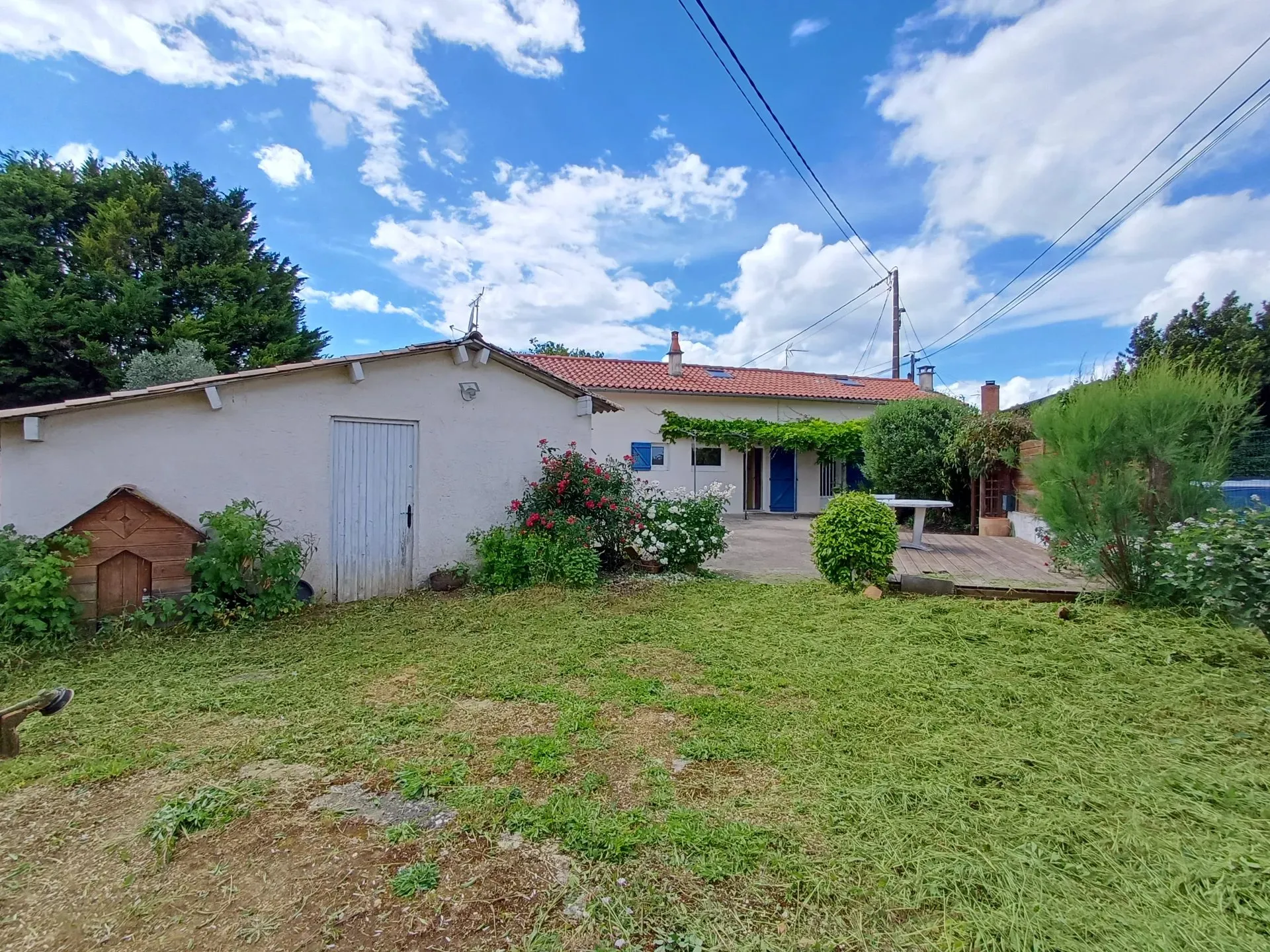 House Route de Lhommaize in Cubord (Rive Gauche)