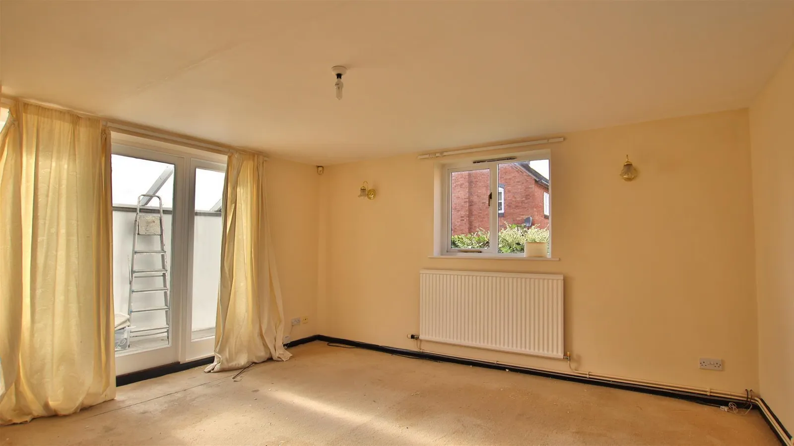 Flat Swilgate Road in Tewkesbury