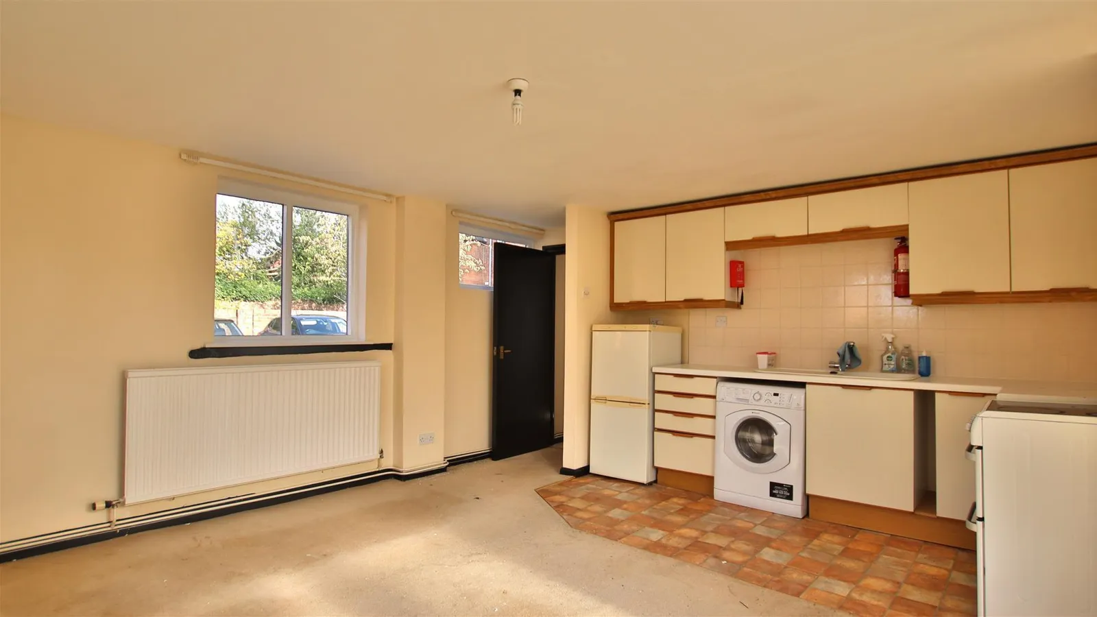 Flat Swilgate Road in Tewkesbury