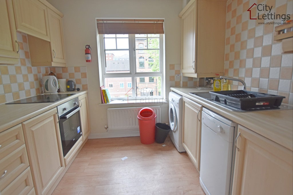 Flat Russell Street in Nottingham