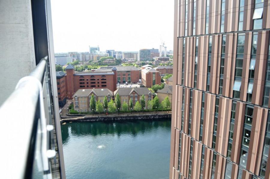 Flat The Quays in Salford