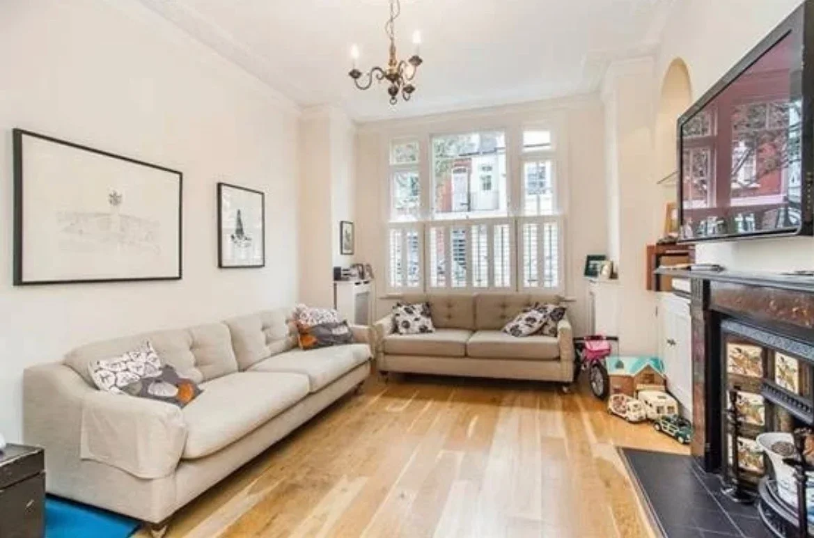 House Fabian Road in Greater London