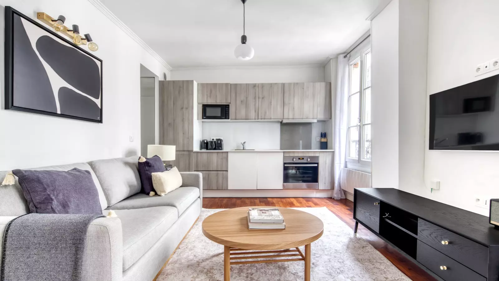 Flat Place Saint-Sulpice in Paris