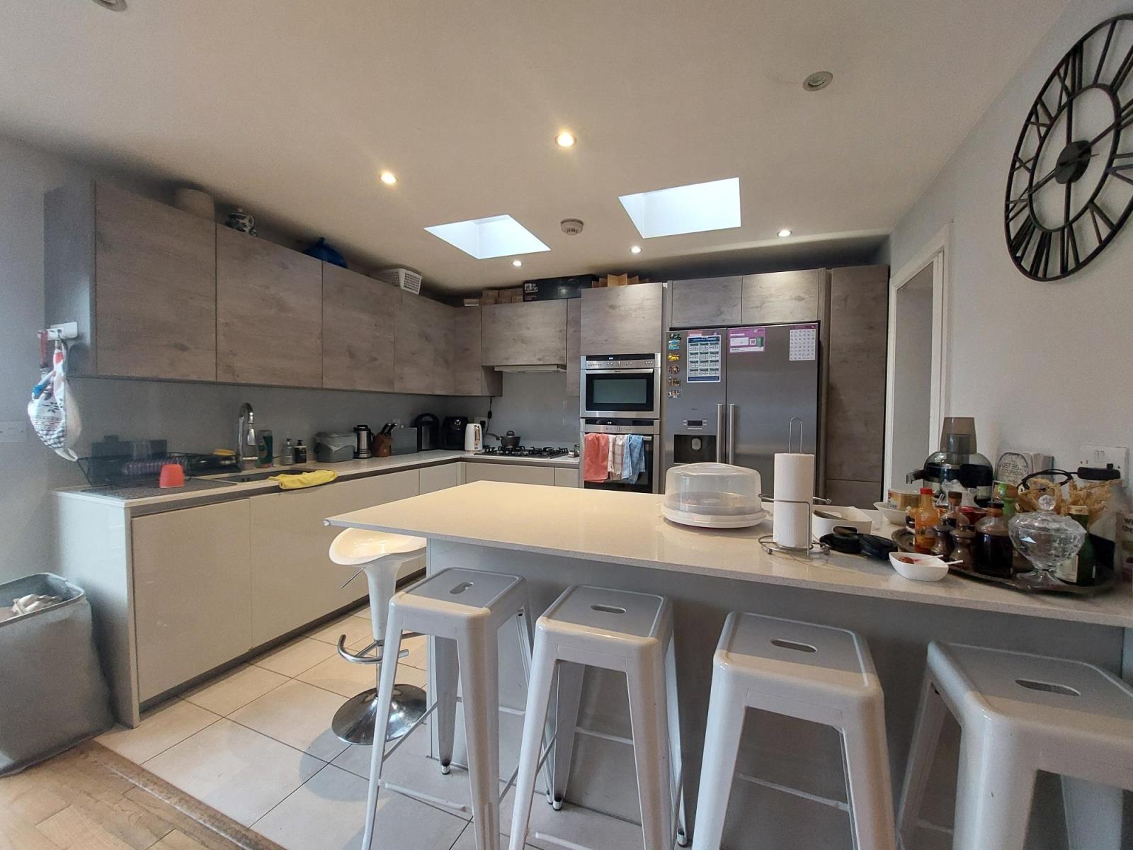 House Ballogie Avenue in Greater London