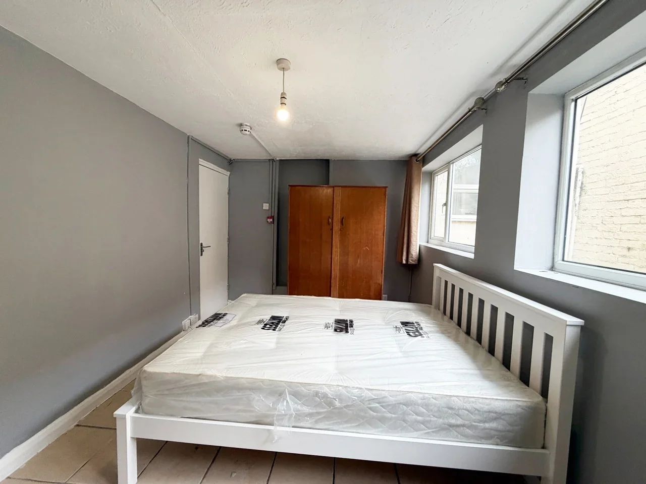 Flat Buxton Road in Luton