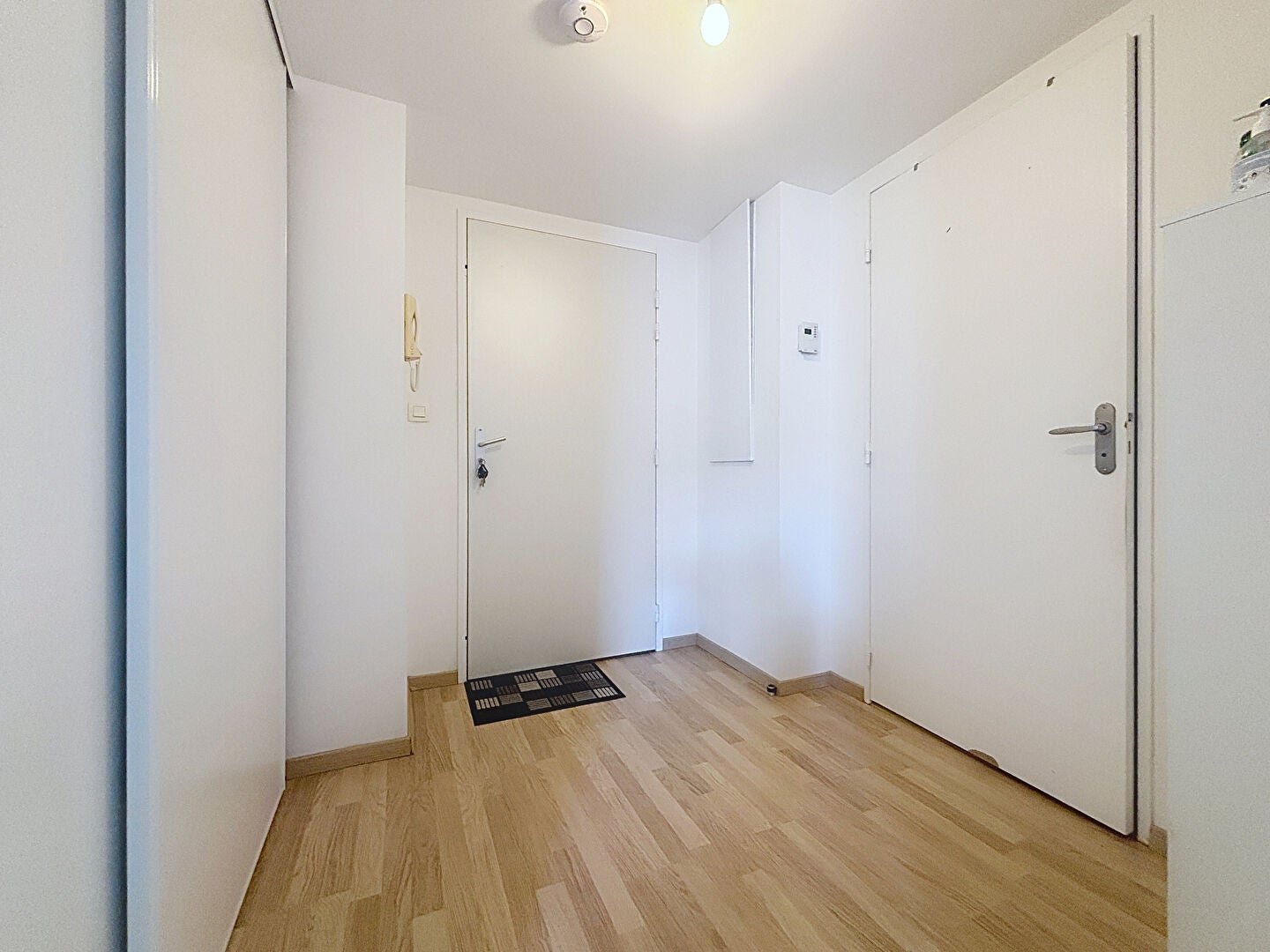 Appartement D 11 à Nuret-le-Ferron