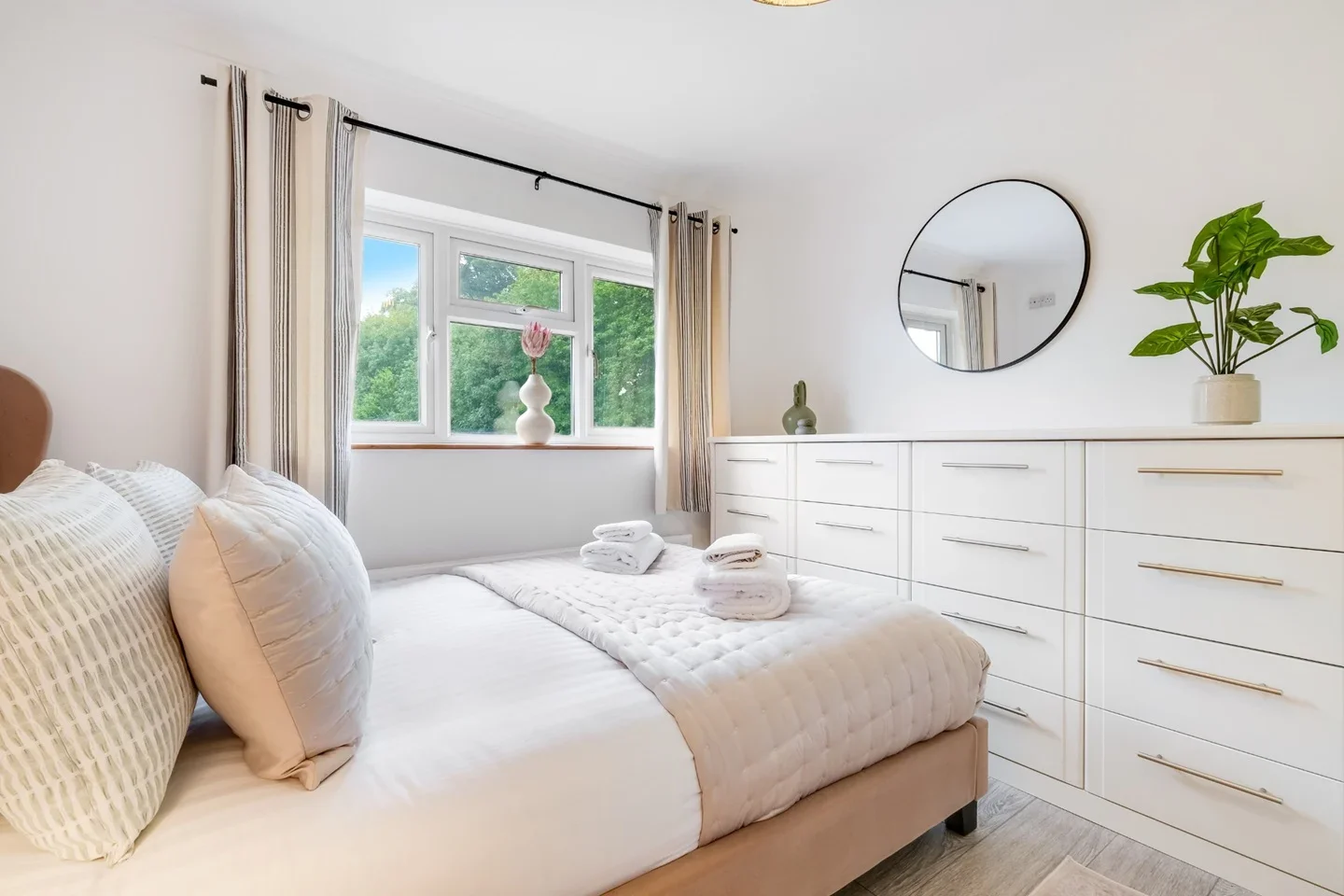 Flat Horseshoe Lane in Watford