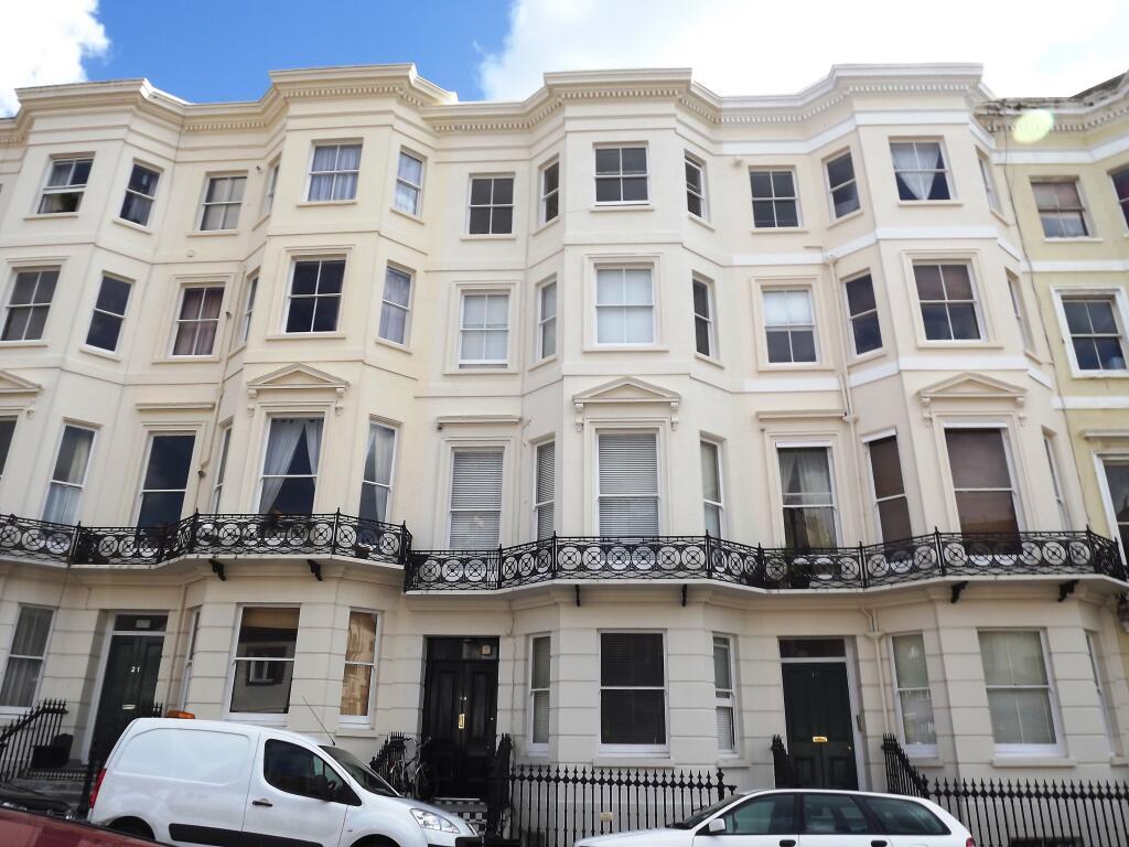 Flat Holland Road in Hove