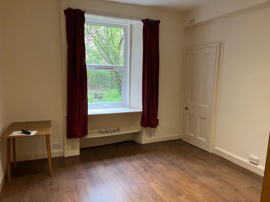 Flat Orwell Terrace in City of Edinburgh