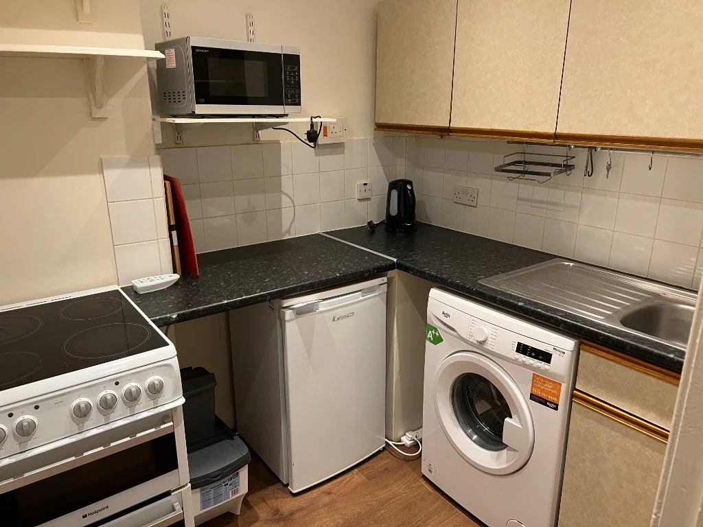 Flat Orwell Terrace in City of Edinburgh