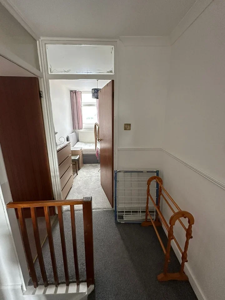 Room Woking Close in Greater London
