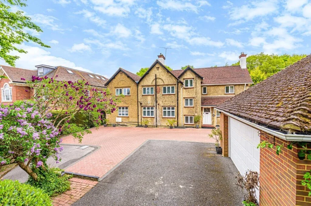House The Drive in Greater London