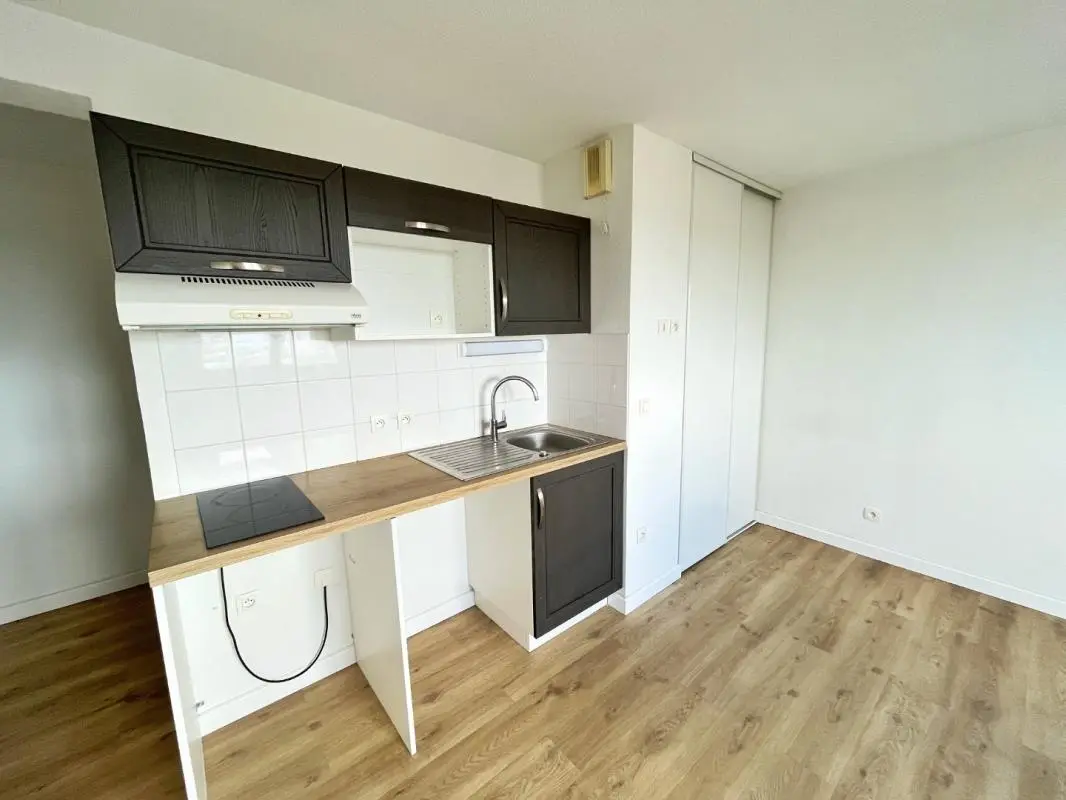 Appartement Rue de la Solitude à Le Mans