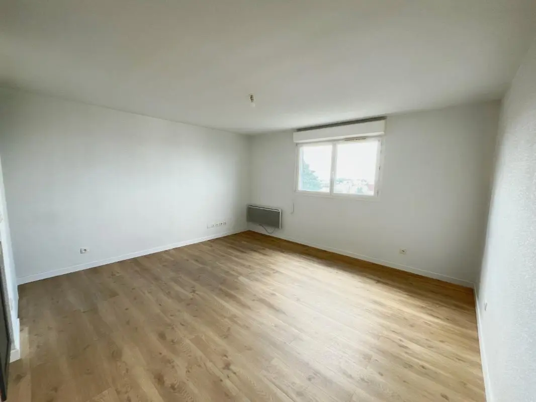 Appartement Rue de la Solitude à Le Mans