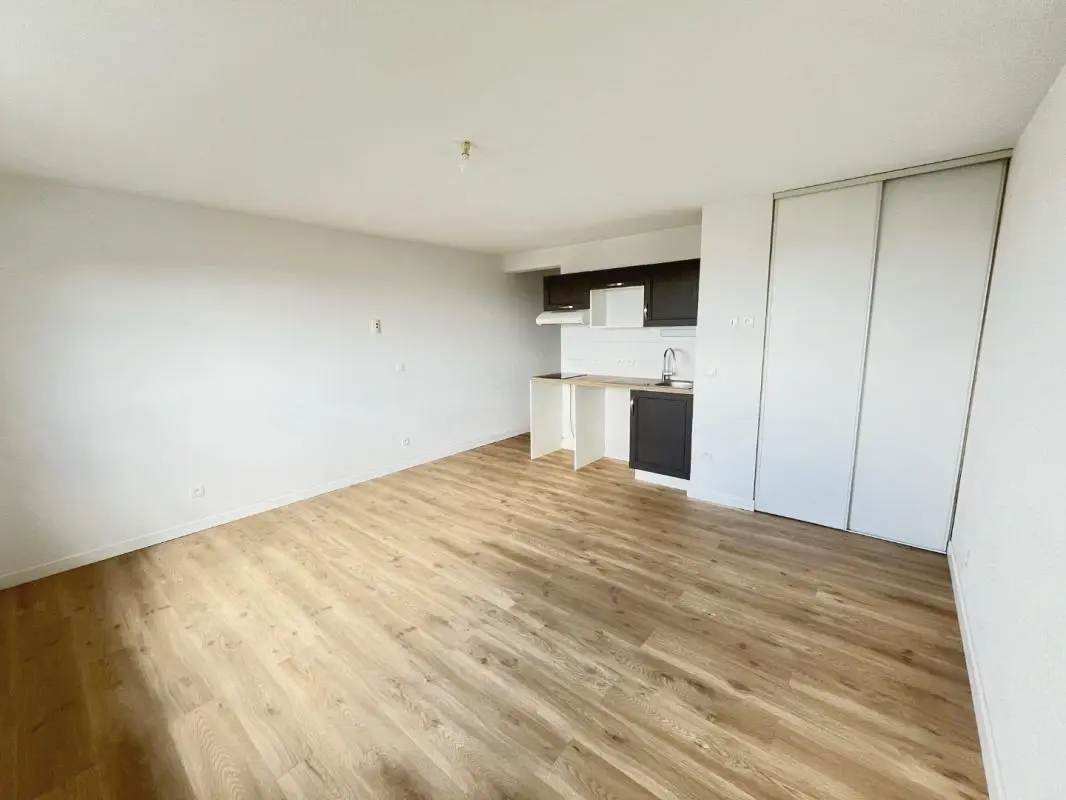 Appartement Rue de la Solitude à Le Mans
