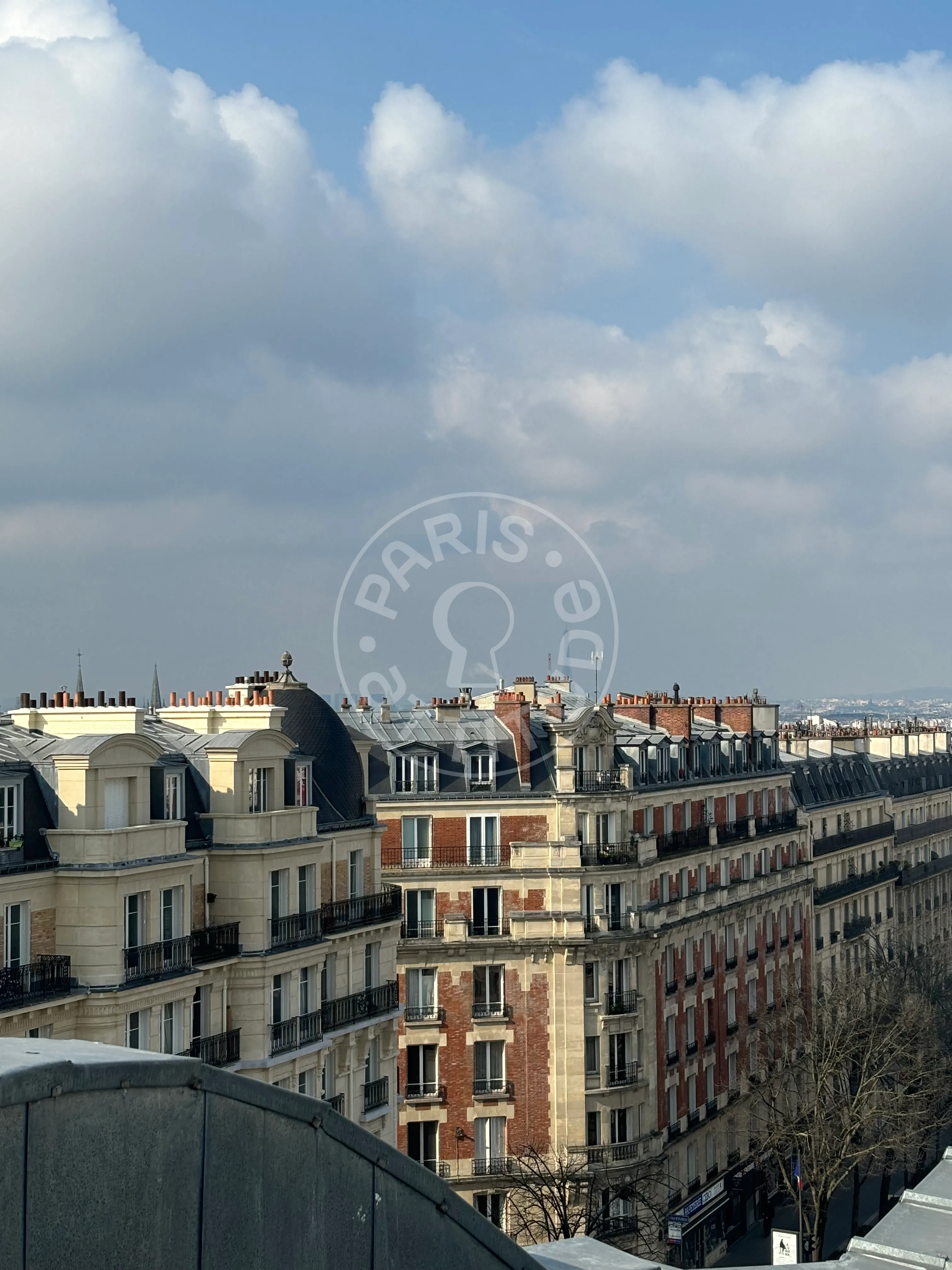 Appartement Avenue de la République à Paris