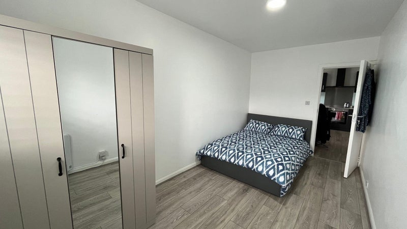 Room Lindsey Street in Epping Forest