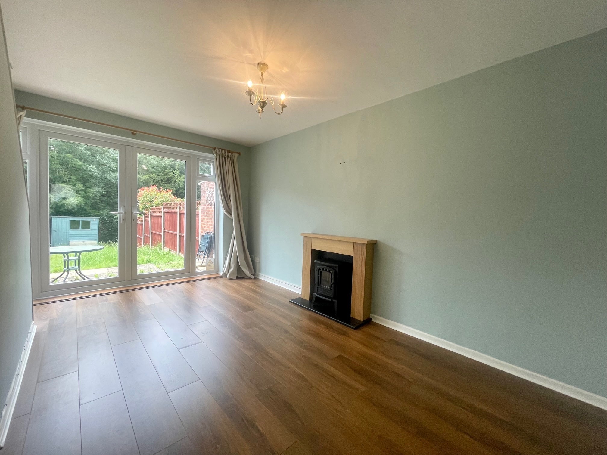 House Saint Marks Close in Worcester