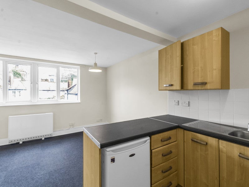 Room Sudrey Street in Greater London
