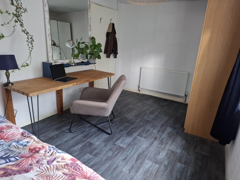 Room Greystone Close in Redditch