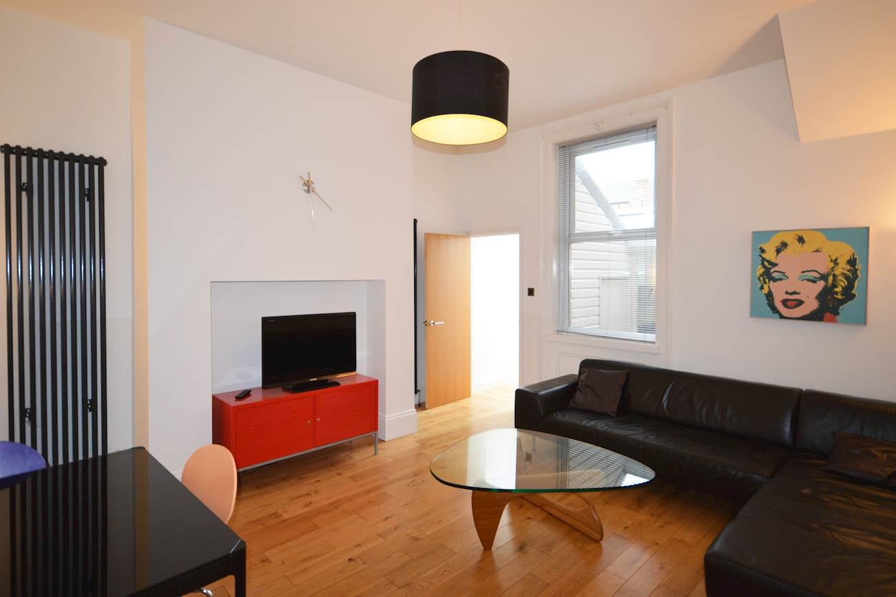 Flat Osborne Avenue in Newcastle upon Tyne
