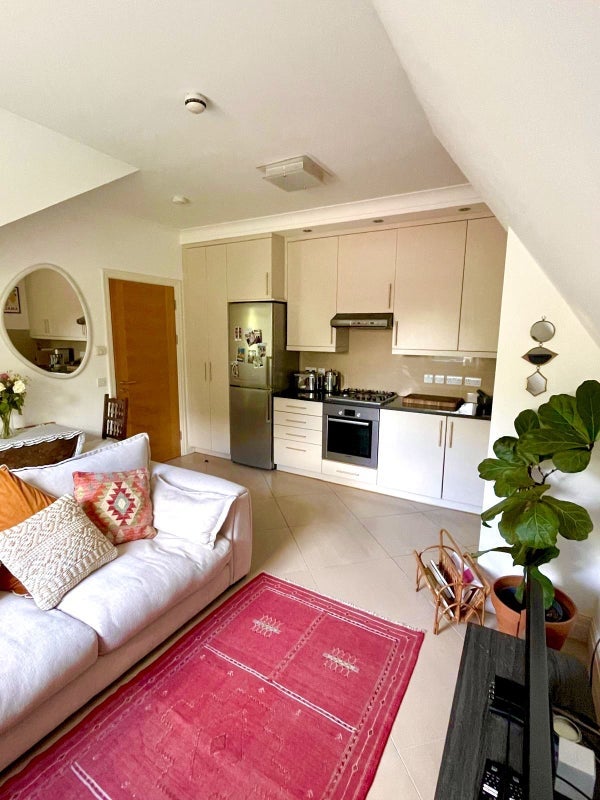 Flat Augusta Walk in Greater London