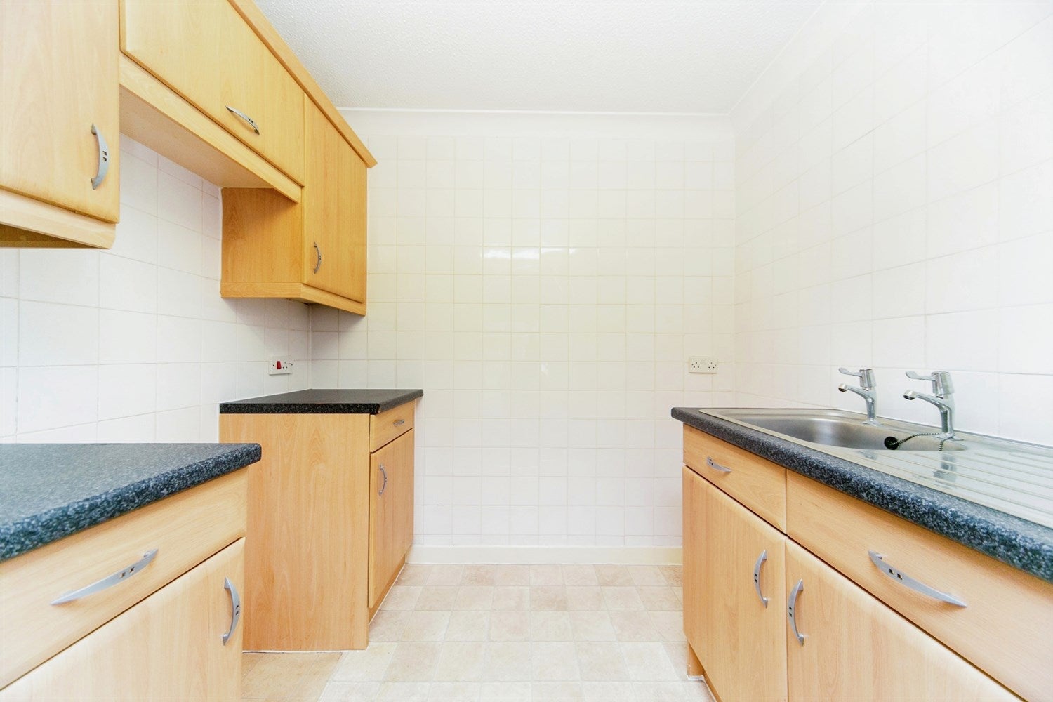 Flat Moreton Road in Upton