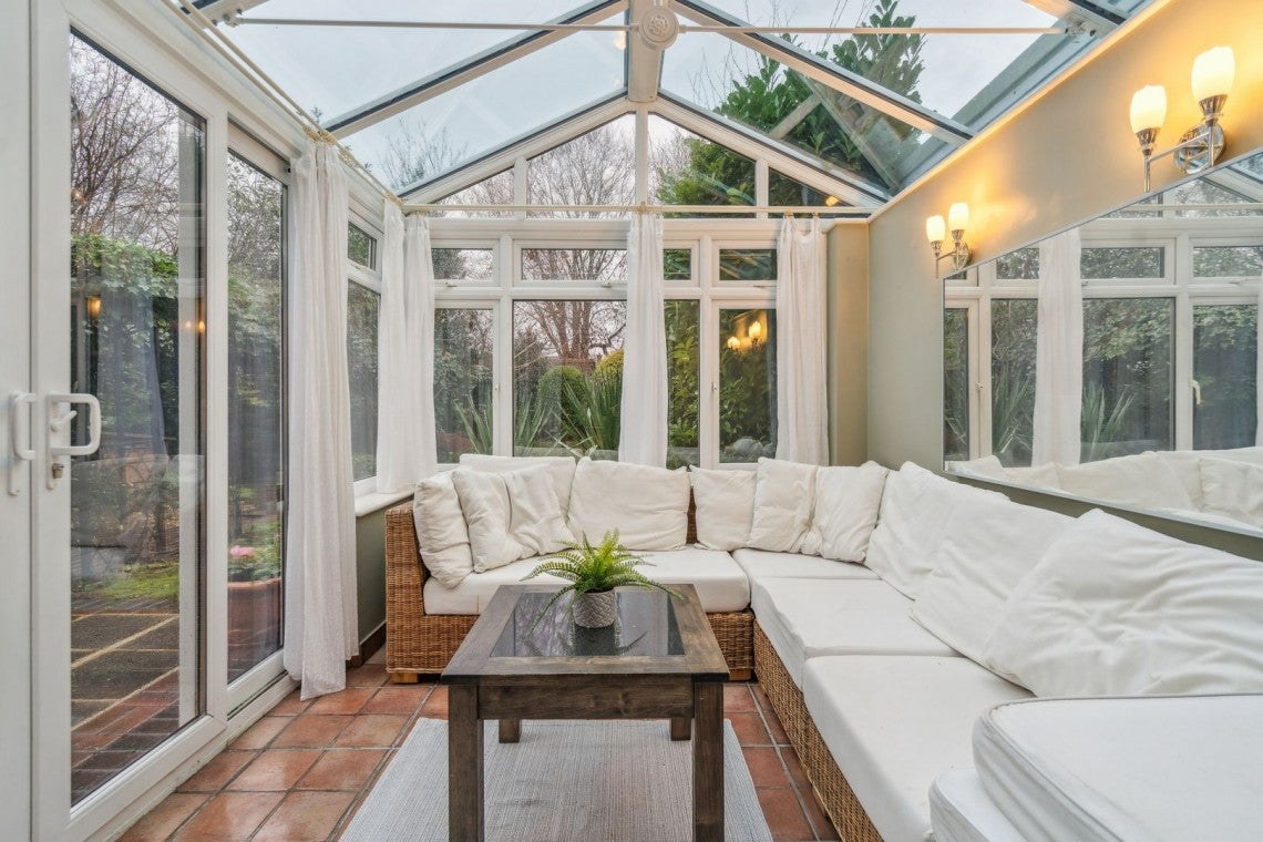House Coopers Row in Iver Heath