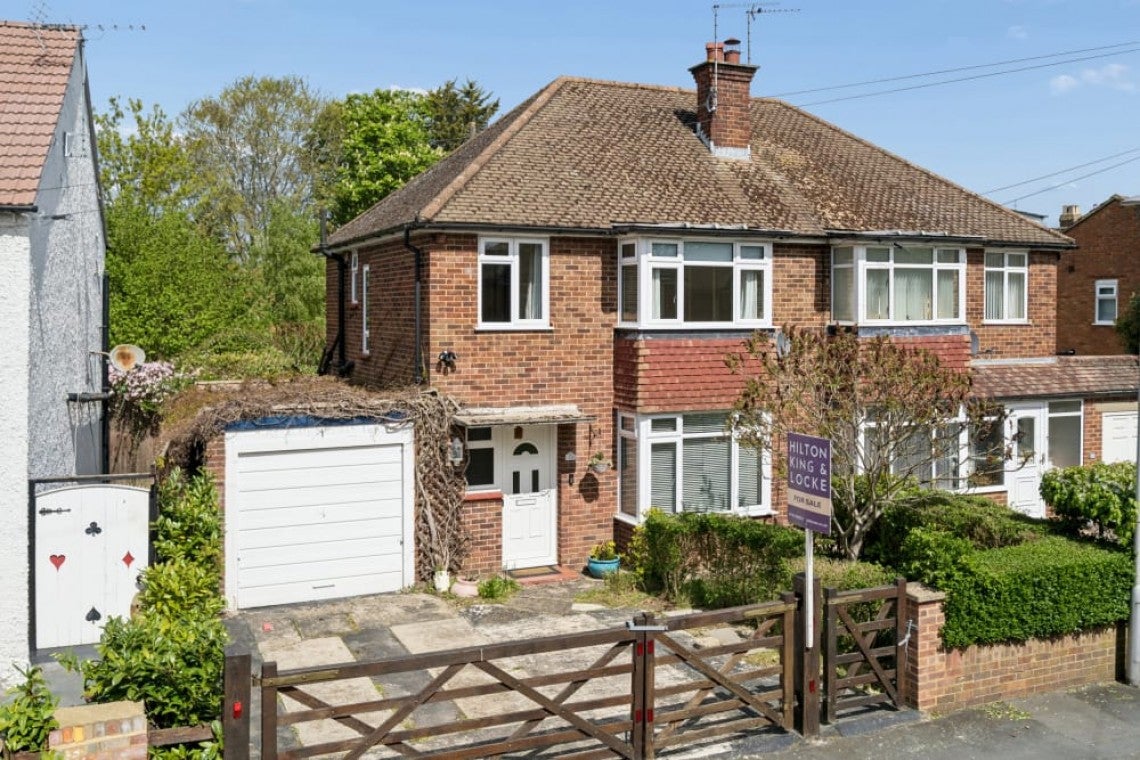 House Coopers Row in Iver Heath