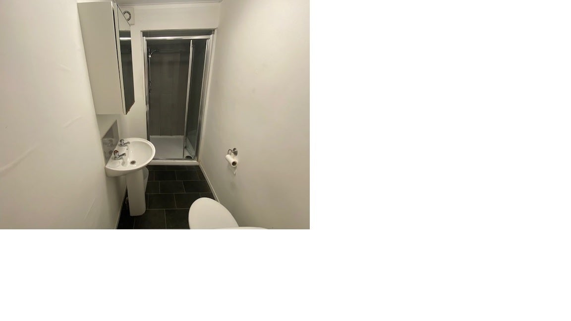 Room Tiverton Road in Birmingham