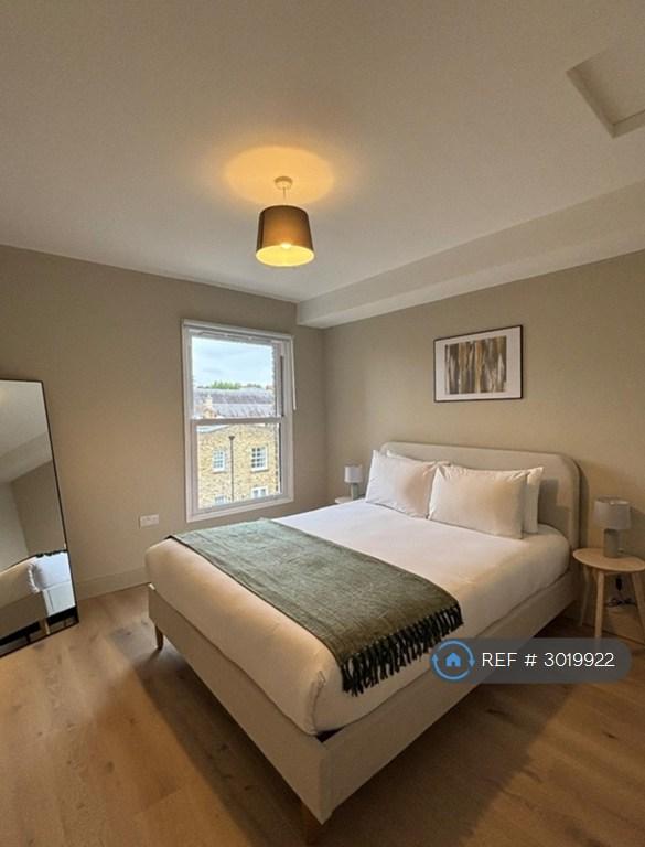 Flat Redburn Street in Greater London