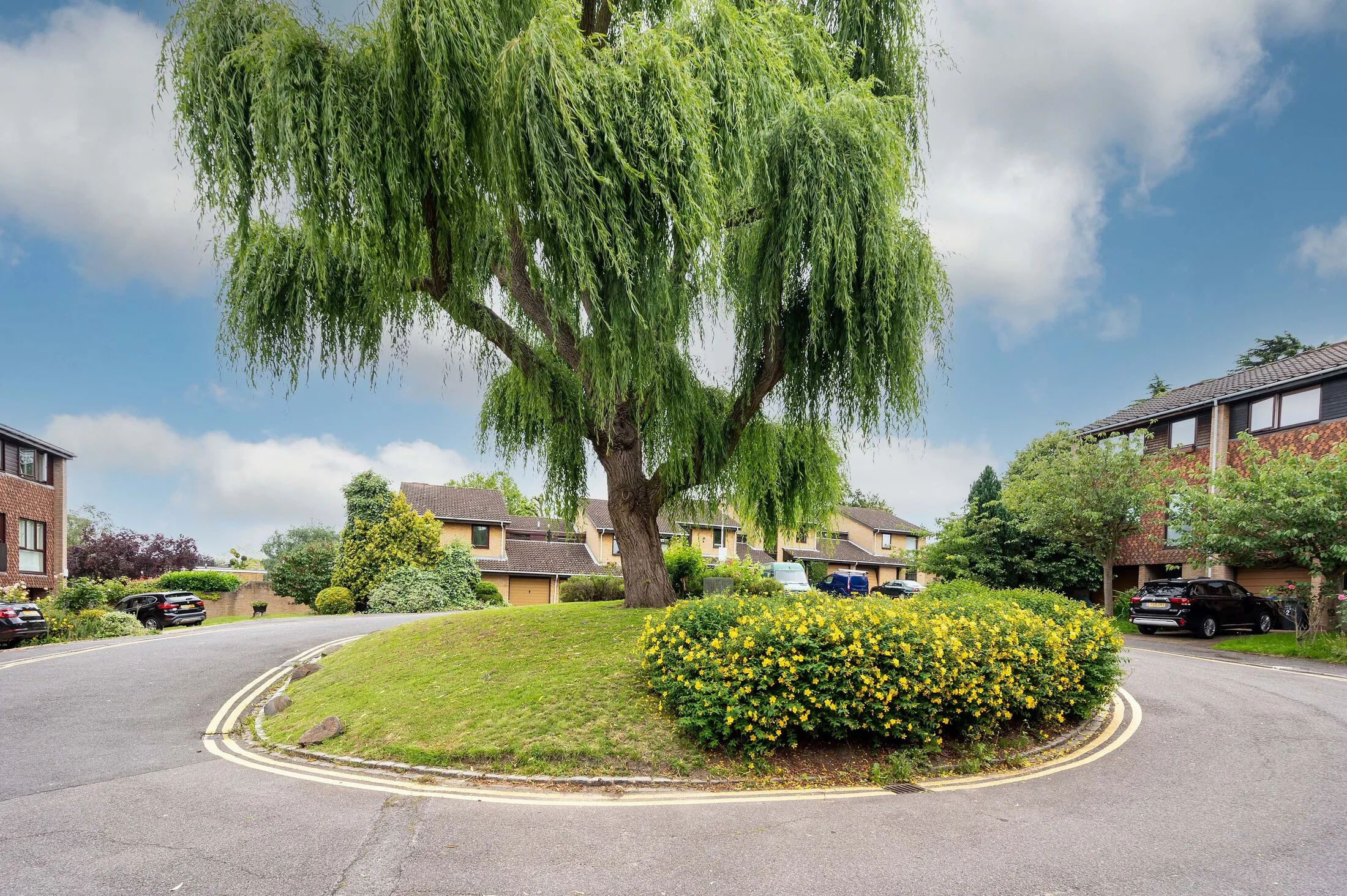 House Deans Close in Greater London