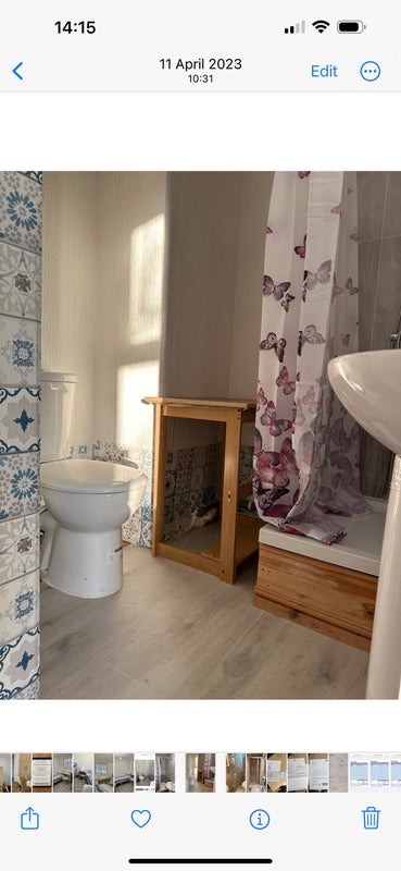 Room Malham Road in Greater London