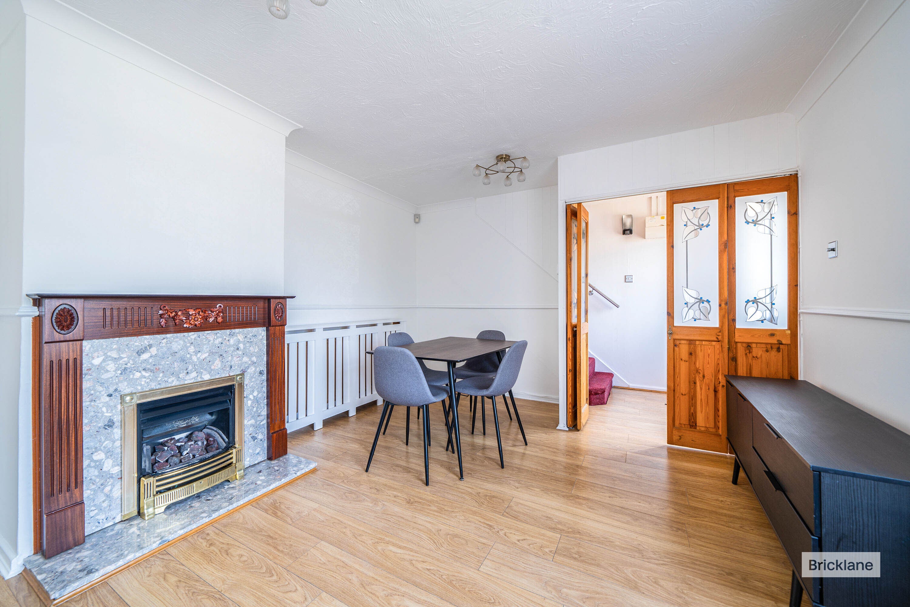 House Satchfield Close in Bristol