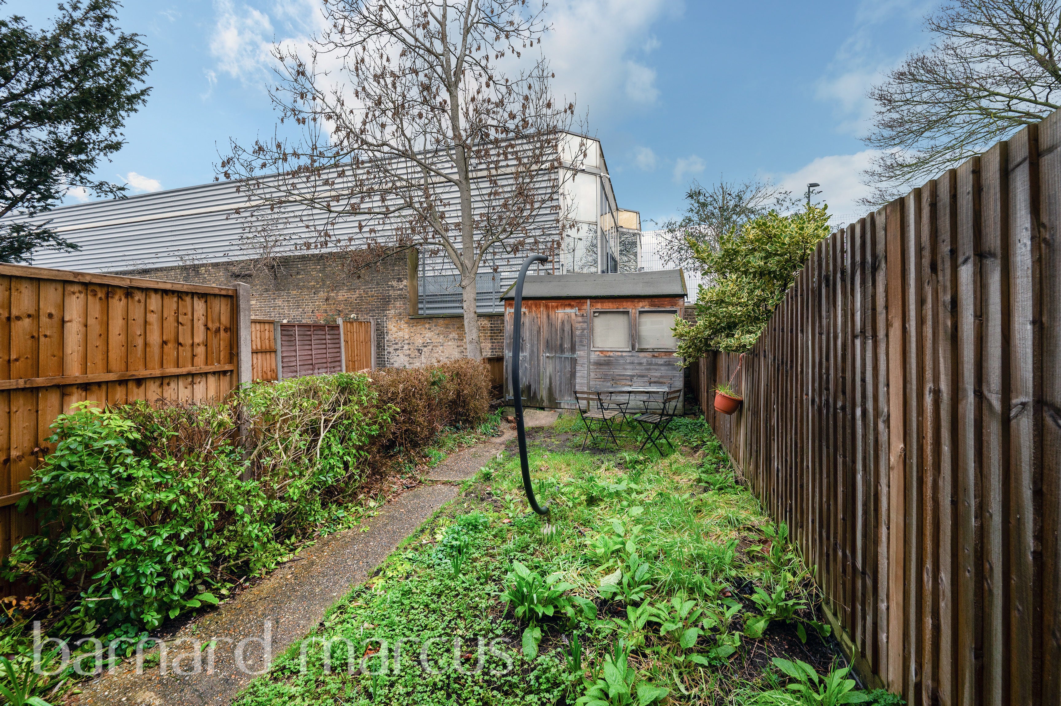 House Theobald Road in Greater London