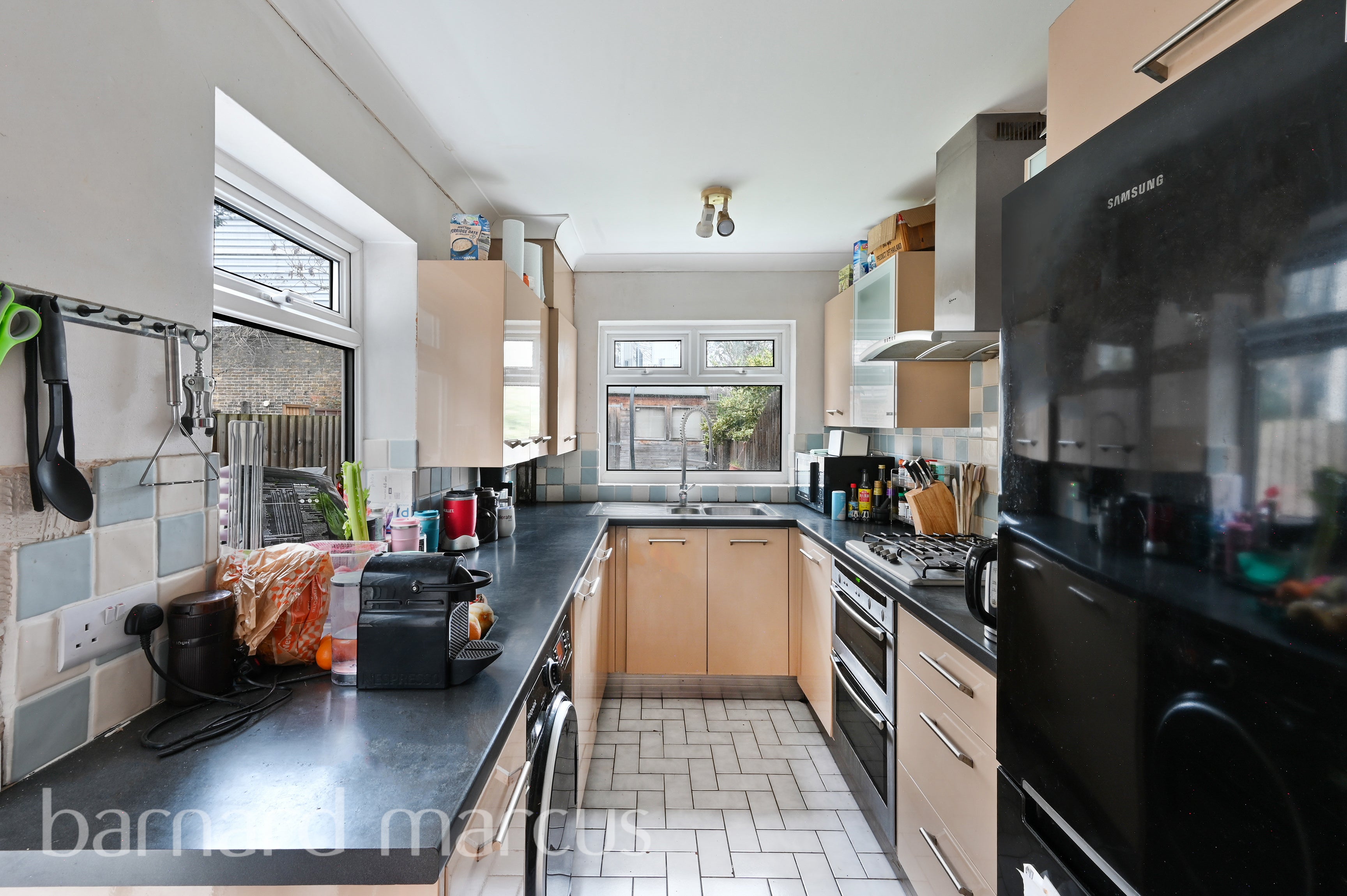 House Theobald Road in Greater London