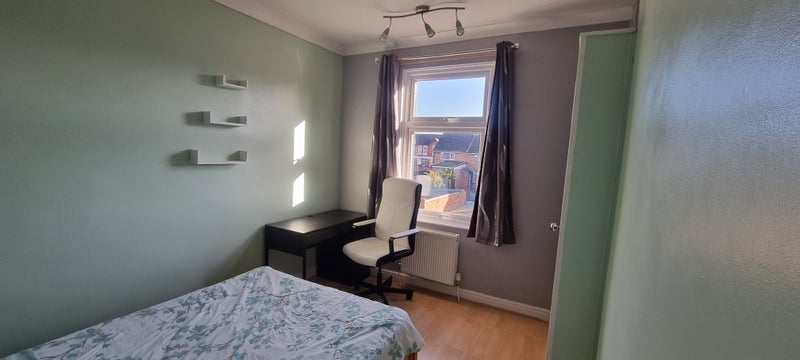 Room College Street in Nottingham