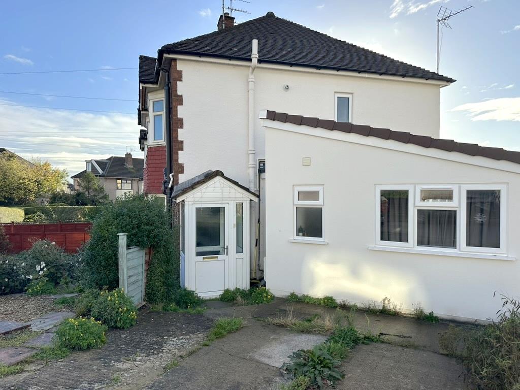 House Branksome Drive in Filton